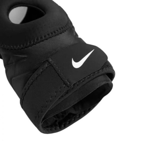 NIKE ปลอกรัดหัวเข่า PRO OPEN KNEE STRAP SLEEVE | BLACK/WHITE Image7