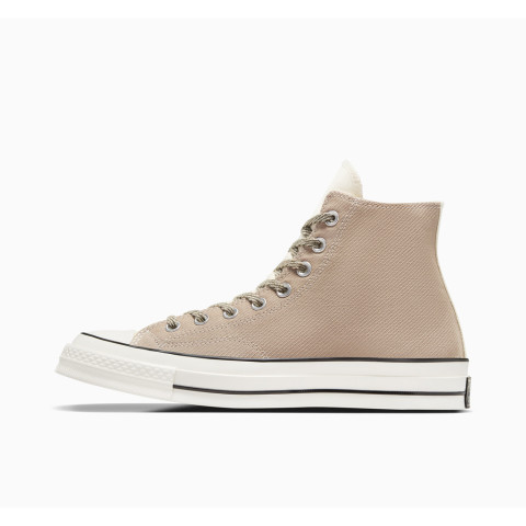 CONVERSE รองเท้าผ้าใบ รุ่น CHUCK 70 ART OF OUTDOOR HI BROWN/CREAM ผู้ชาย A09201CM_F4BRCM Image2