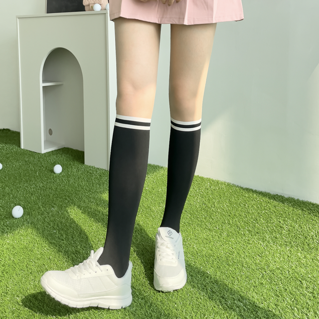 ถุงน่องกันแดด แบบมีถุงเท้าในตัว  สำหรับตีกอล์ฟ  ใส่ขึ้นมาน่ารักมาก