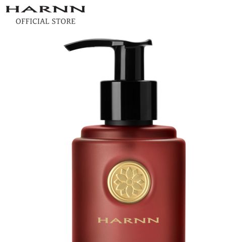 HARNN ROSE & GERANIUM BODY WASH 250 ML. เจลอาบน้ำ ครีมอาบน้ำ ครีมทาผิว โลชั่นทาผิว ครีมบำรุงผิว เจลอาบน้ำกลิ่นหอม ผลิตภัณฑ์อาบน้ำ ผลิตภัณฑ์ดูแลผิว ผิวชุ่มชื่น Image3