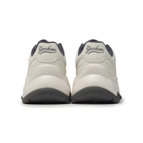 MLB รองเท้าผ้าใบ ยูนิเซ็กซ์ Bigball Chunky Crack รุ่น 3ASHCV16N 50IVS สีขาวงาช้าง Image5