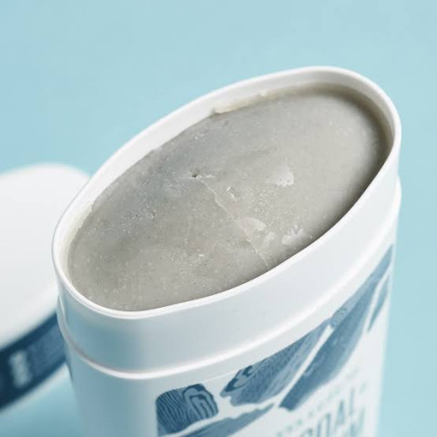 Schmidts® Charcoal + Magnesium Natural Deodorant โรลออนสติ๊ก ระงับกลิ่นกายจากธรรมชาติ สูตรถ่าน แมกนีเซียม Image3