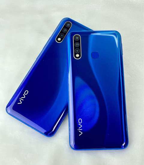 วี โว้ y19 (2019)เครื่องแรม6 รอม128 แบตเตอรี่ทน เครื่องสวยพร้อมใช้งาน ชุดชาร์จฟรี Image1