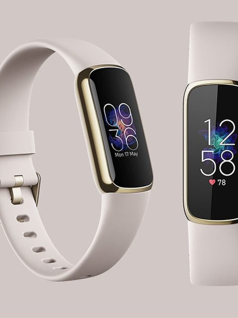 Fitbit Luxe สร้อยข้อมือสปอร์ตสุขภาพดีที่มีการติดตามความดันโลหิต การนอนหลับ การออกกำลังกาย จับจุดเด่น วัดความถี่เต้นของหัวใจและอ๊อกซิเจนในเลือด Image3