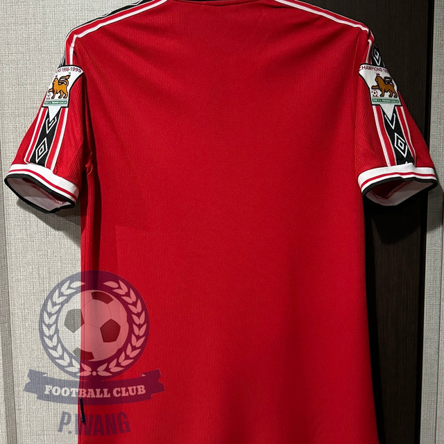 New!! เสื้อฟุตบอลย้อนยุค Retro  แมนยู Home คอซิป 1998/1999 อัดชื่อนักเตะ BECKHAM SCHOLES KEANE CANTONA GIGGS