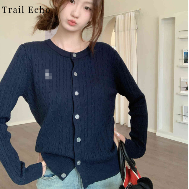 Trail Echo Women's Knitted Sweater Autumn Winter Retro Collar Sweater