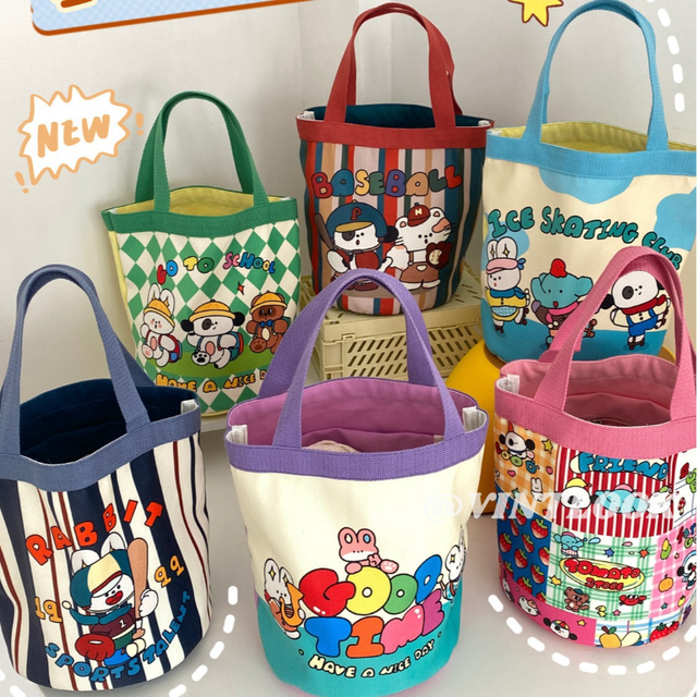 VINTLOOK Women's carrying canvas bag bucket bag cute graffiti children's fun illustration carrying round bucket mommy storage bag bento bag work small handbag