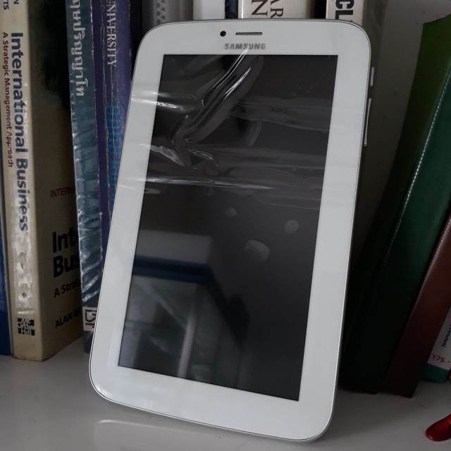 Galaxy Tab3 dummy เปิดไม่ติด สำหรับตั้งโชว์ หรือเด็กเล็กกดเล่น galaxy tab3