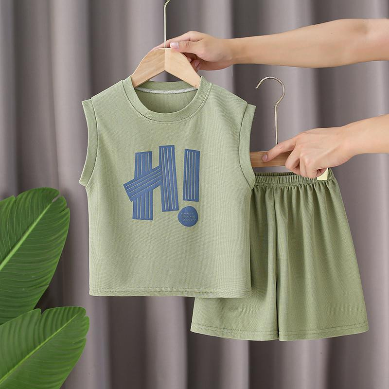 Boys' Clothing, Tank Tops, Lightweight, Breathable Wafer Fabric. Children's Clothing in a Variety of Colors. Suitable for Children Aged 1-4 Years, Both Boys and Girls.