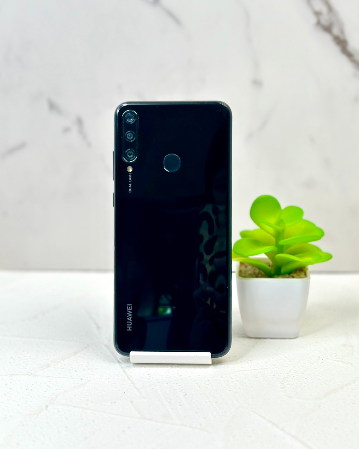 หัวเหว่ย Y6p(2019) หน้าจอ 6.3 นิ้ว แรม 4 รอม 64 แอนดรอย 10 แบตเตอรี่ 5000 แอมป์ มือถือพร้อมใช้งาน สภาพสวยใช้งานปกติ (ฟรีชุดชาร์จ)