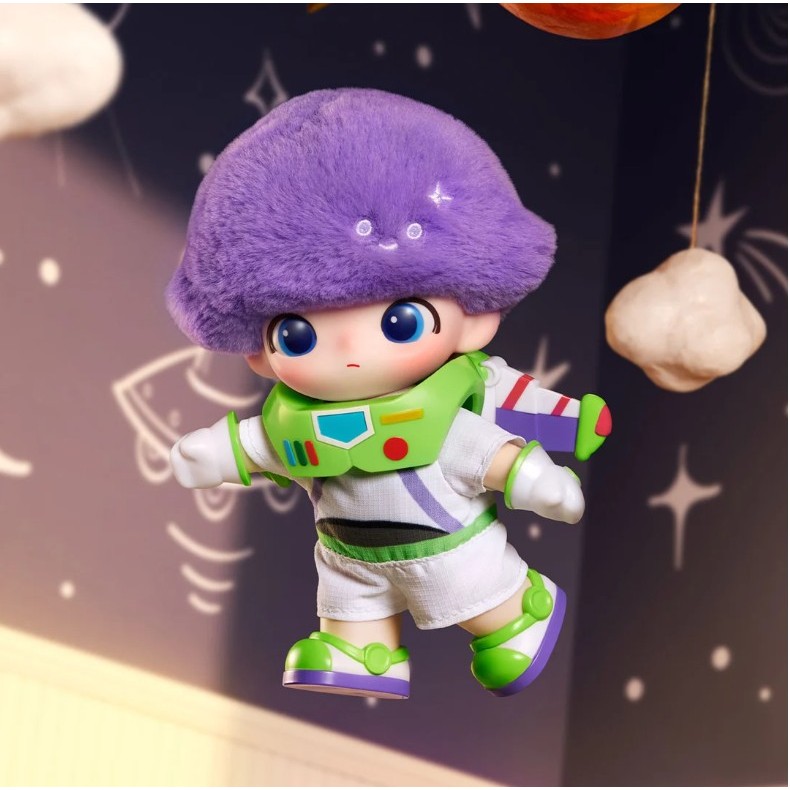 (พร้อมส่ง) Secret DIMOO WORLD x PIXAR เช็คการ์ด (พวงกุญแจห้อยกระเป๋า)