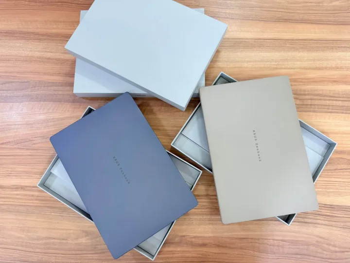Asus Zenbook A14 // จอแสดงผล OLED ขนาด 14 นิ้ว /// หน่วยความจำ 32GB /// พื้นที่เก็บข้อมูล 1TB /// Qualcomm Snapdragon | Lazada Thailand