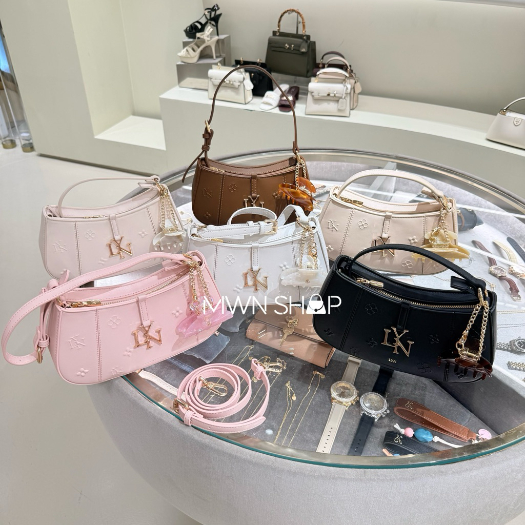 Lyn กระเป๋า มีโค้ดลด30% wendy brighton พร้อมกิ๊บ กระเป๋าสะพายข้าง สะพายไหล่