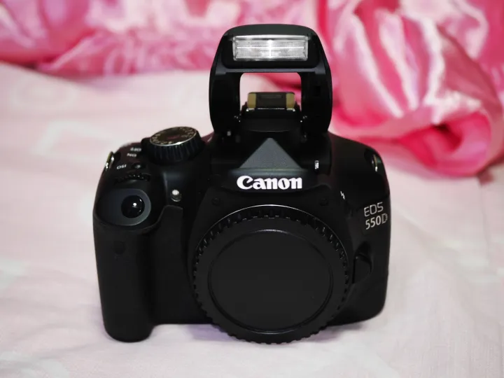 Canon EOS 550D ใช้หน่วยประมวลผลภาพใหม่ DIGIC 4 processor มีช่วงความไวแสงกว้าง ISO 12800 ถและถ่ายวิดีโอคุณภาพสูงระดับ Full HD จอมอนิเตอร์ LCD ใหม่แบบ Clear View LCD, used | Lazada Thailand