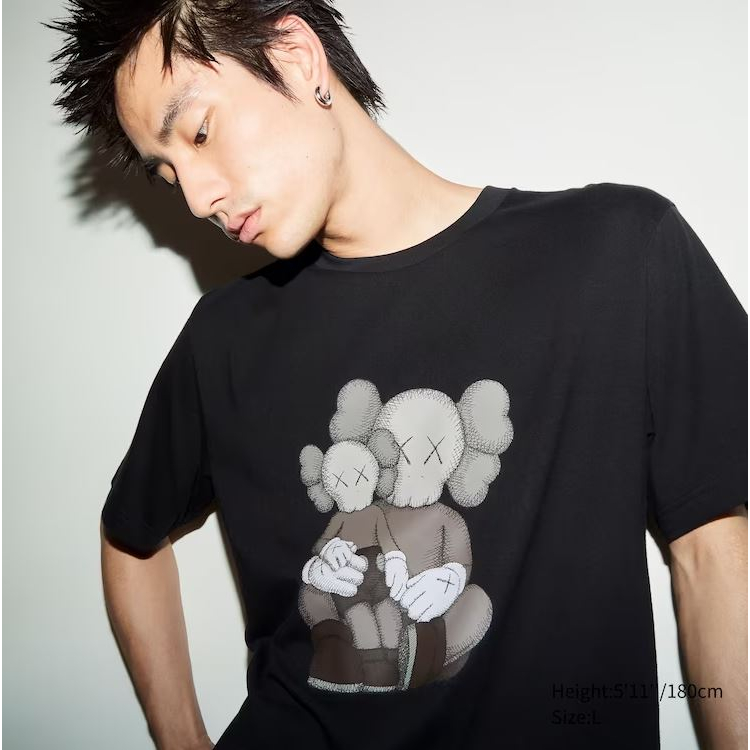 (📍พร้อมส่ง แท้100% )เสื้อ Uniqlo x Kaws UT [พร้อมส่ง สินค้าลิขสิทธิ์แท้💯] | Shopee Thailand