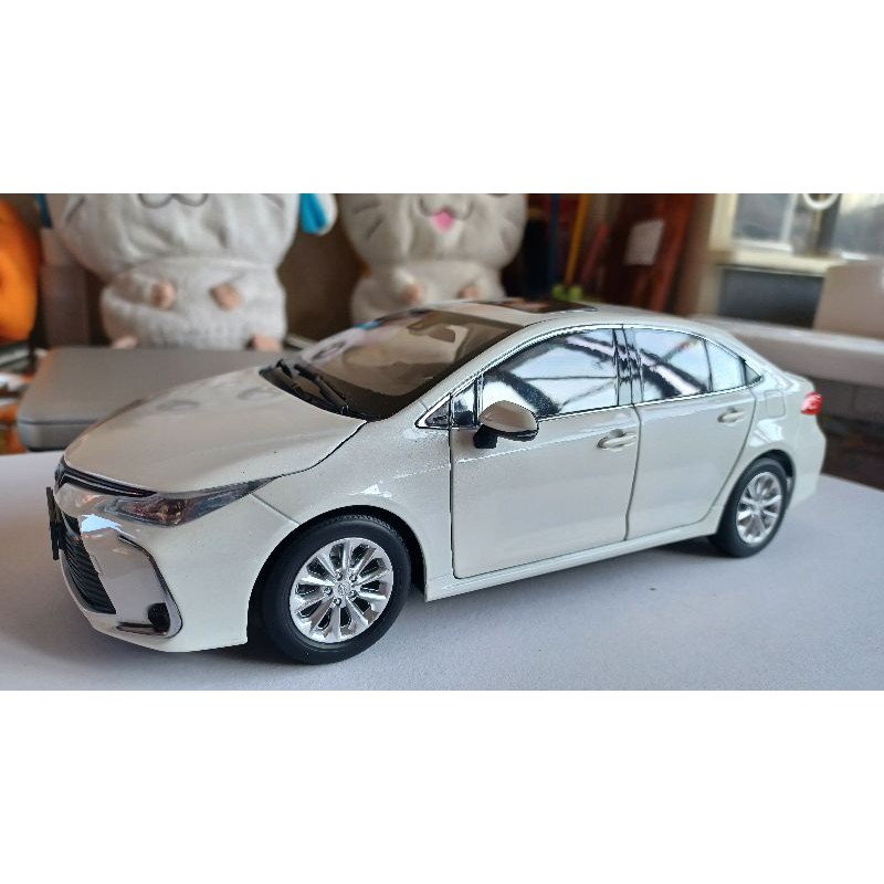 รถโมเดล All New Toyota Corolla Altis โตโยต้า โคโรลล่า อัลติส รุ่นใหม่ TNGA สีขาว Platinum White Pearl | Shopee Thailand