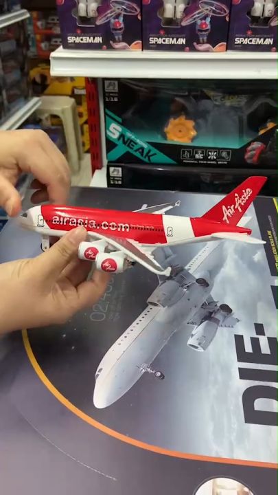 โมเดลเครื่องบิน Boeing 737-800 มีไฟ-มีเสียง ล้อยาง มีลานวิ่งได้ (ขนาด ยาว22cm.xกว้าง20cm.) | Lazada Thailand