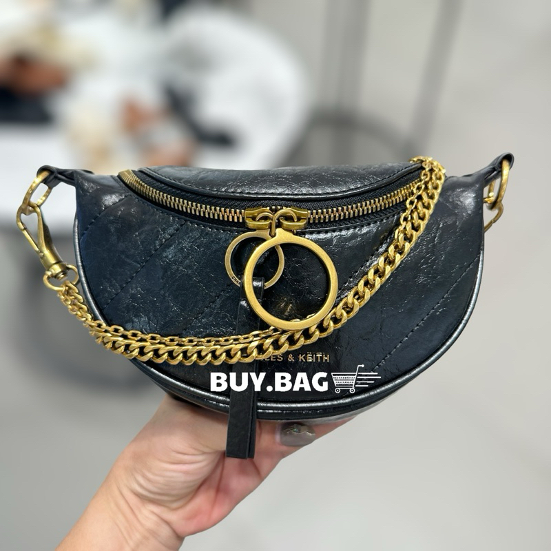 CHARLES & KEITH : มีโค้ดลด30% Philomena Denim Half-Moon Crossbody Bag รหัสสินค้า CK2-80151325-1 กระเป๋าคาดอก | Shopee Thailand