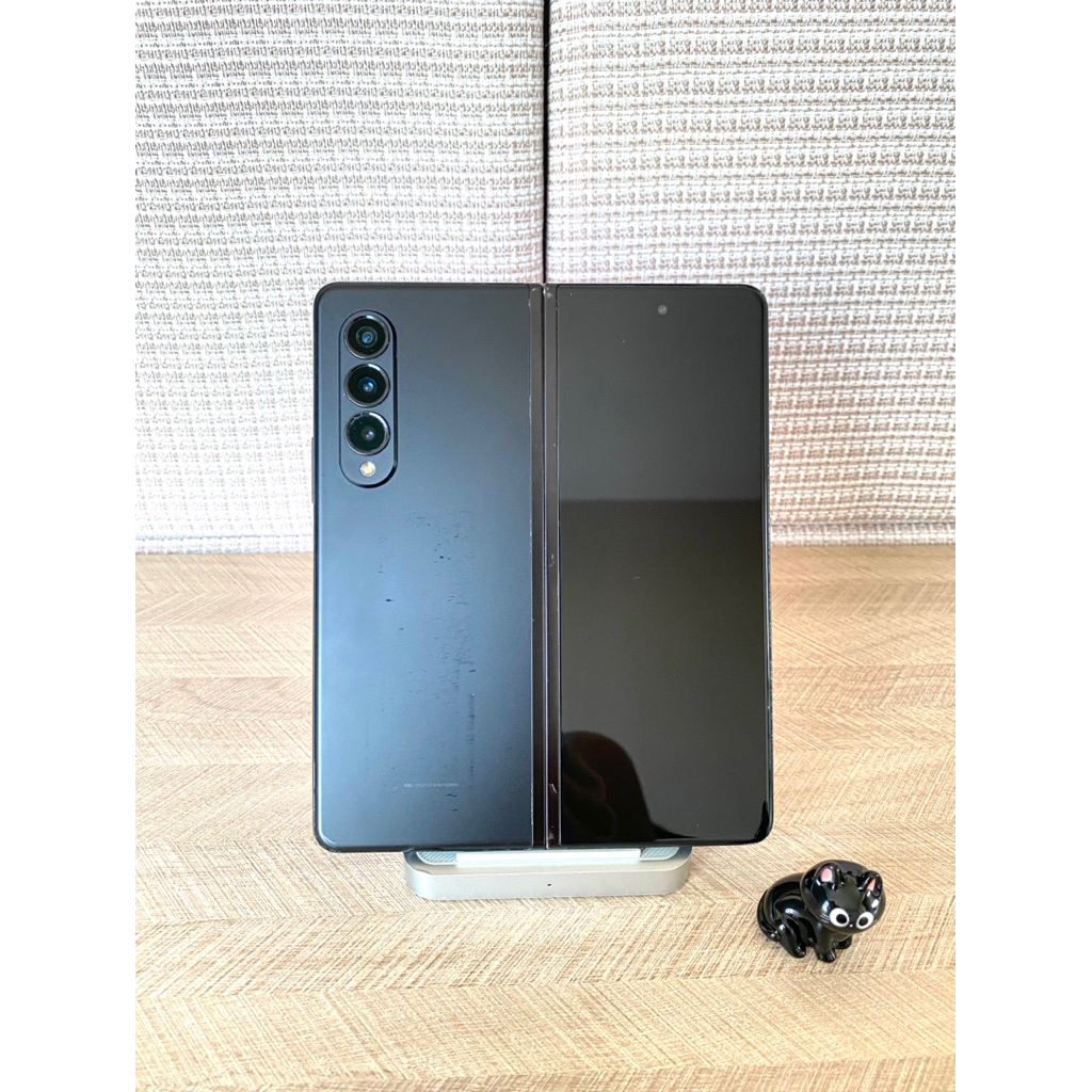 Samsung Galaxy Z Fold3 12/256 GB ~ Snapdragon 888 ~ IMX347 Exmor Rs ~ Dynamic AMOLED 2X 120Hz ~ eSIM ~ S Pen Support ~ | Shopee Thailand