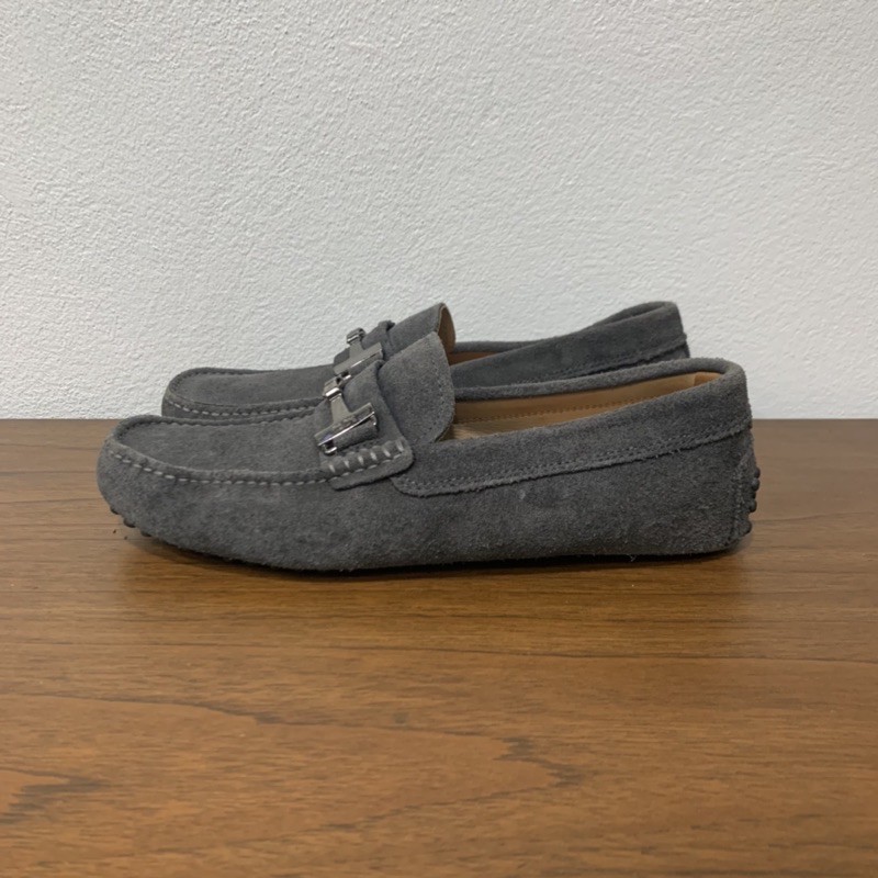 รองเท้า Tods Gommino Driving Loafers (Made in Italy) มือสองของแท้ | Shopee Thailand