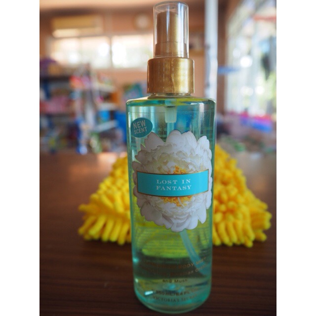 Victoria's Secret Lost in Fantasy Refreshing Body 250 ml. | Shopee Thailand